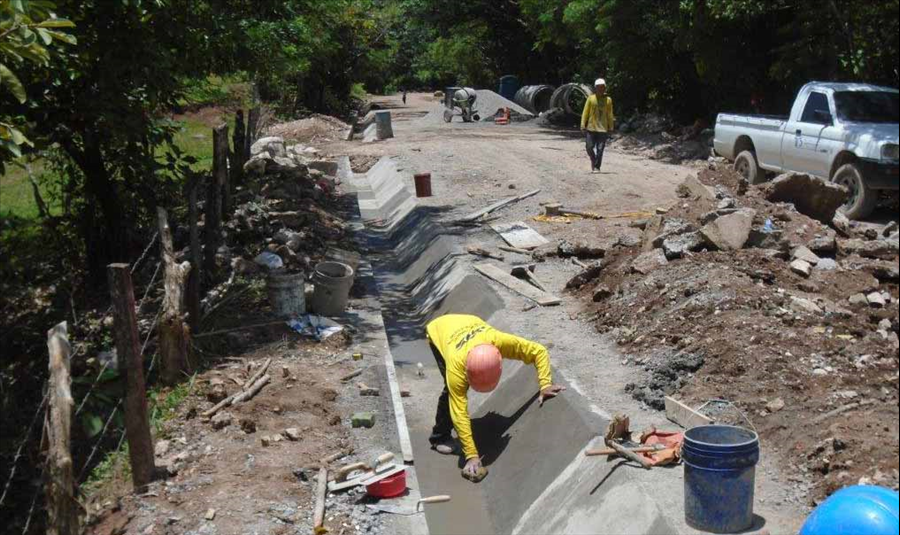 MOP avanza en mejoramiento de carretera Arambala-Joateca, Morazán