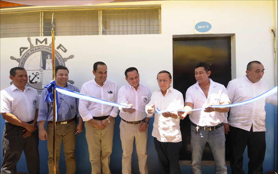 MOP participa en inauguración de nuevas oficinas de Delegación en el Puerto de Acajutla para mejorar servicio a población