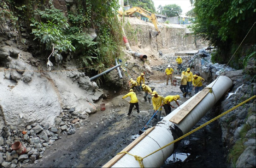 MOP avanza en construcción obras de protección en 8ª-10 y Calle Paraguay