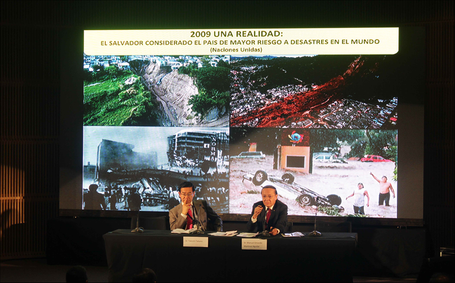 MOP expone su experiencia en reducción de desastres en conferencia de América Latina y El Caribe