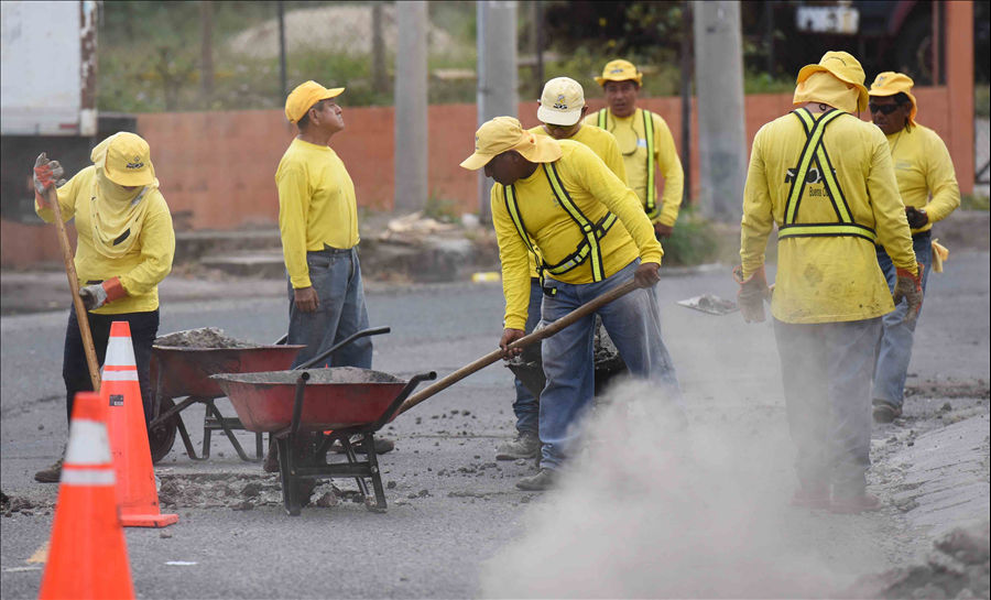 MOP repara 10. 5 kilómetros de calles de Antiguo Cuscatlán