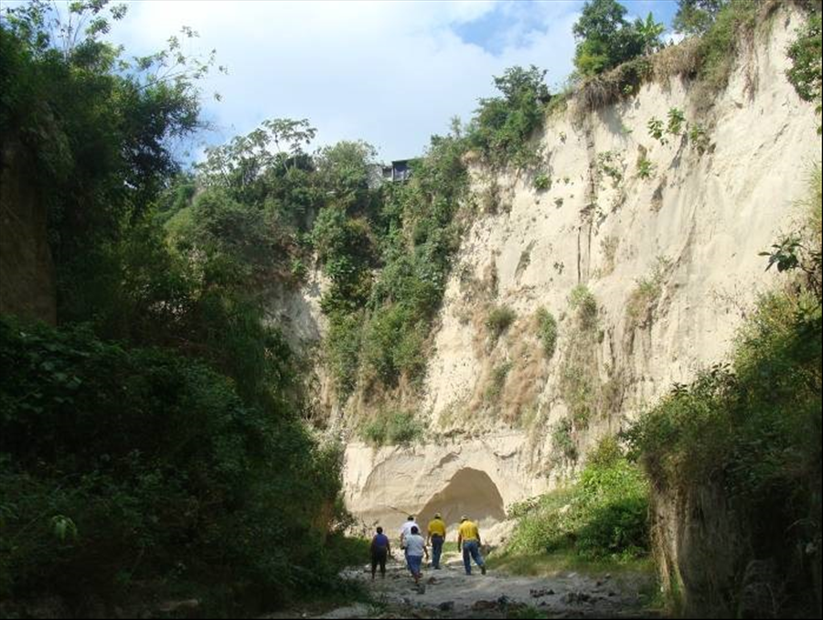 MOP inicia obras de protección por cárcava en Comunidad Santa María San Martín, San Salvador