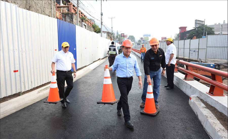 FOVIAL habilita carril de ingreso a Redondel Masferrer