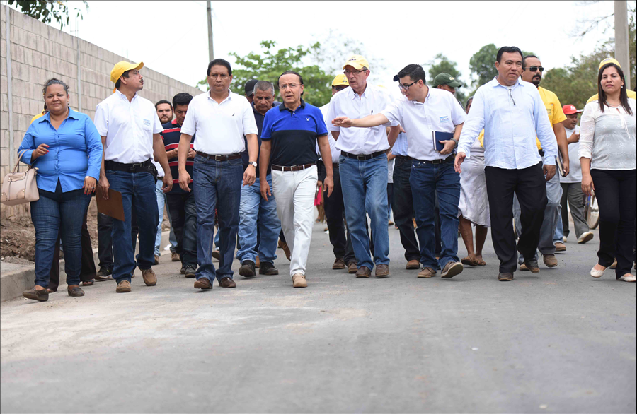 MOP entrega obras de mejoramiento integral de asentamientos urbanos precarios Las Margaritas, Jiquilisco, Usulután