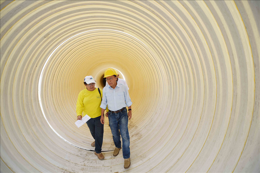 MOP supervisa obras hidráulicas que beneficiarán a miles de familias de Ilopango, San Salvador