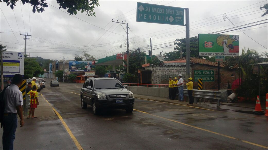 MOP concluye construcción de dos puentes en Morazán y Chalatenango