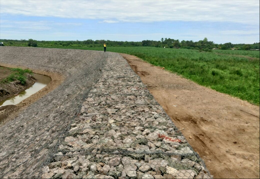 MOP concluye etapa II construcción de bordas sobre Río Grande de San Miguel, en municipio de Puerto Parada, Usulután