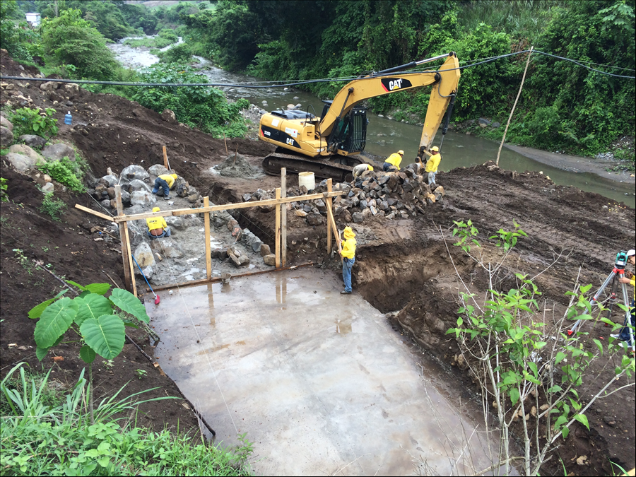 20% de avance en construcción puente Cutumayo entre Apastepeque y San Vicente