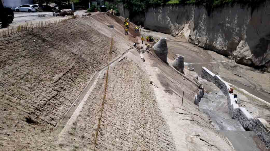 MOP por concluir obras de protección en Bosques de Prusia, Soyapango