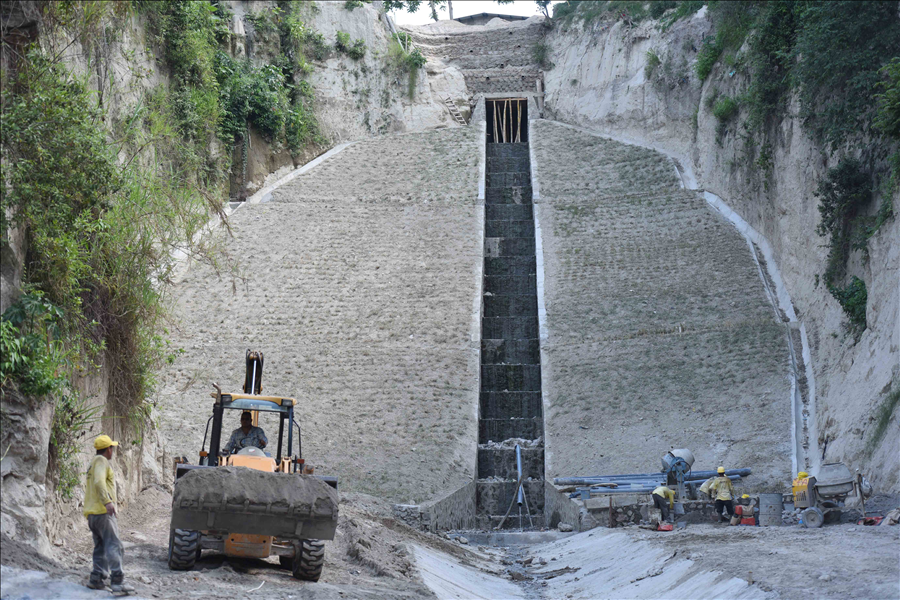 MOP concluye obras de protección por cárcava en Comunidad Santa María San Martín, San Salvador