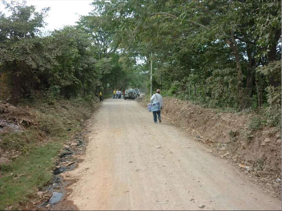 MOP inicia pavimentación de 1.71 km de tramo de calle de Yucuaiquín, La Unión