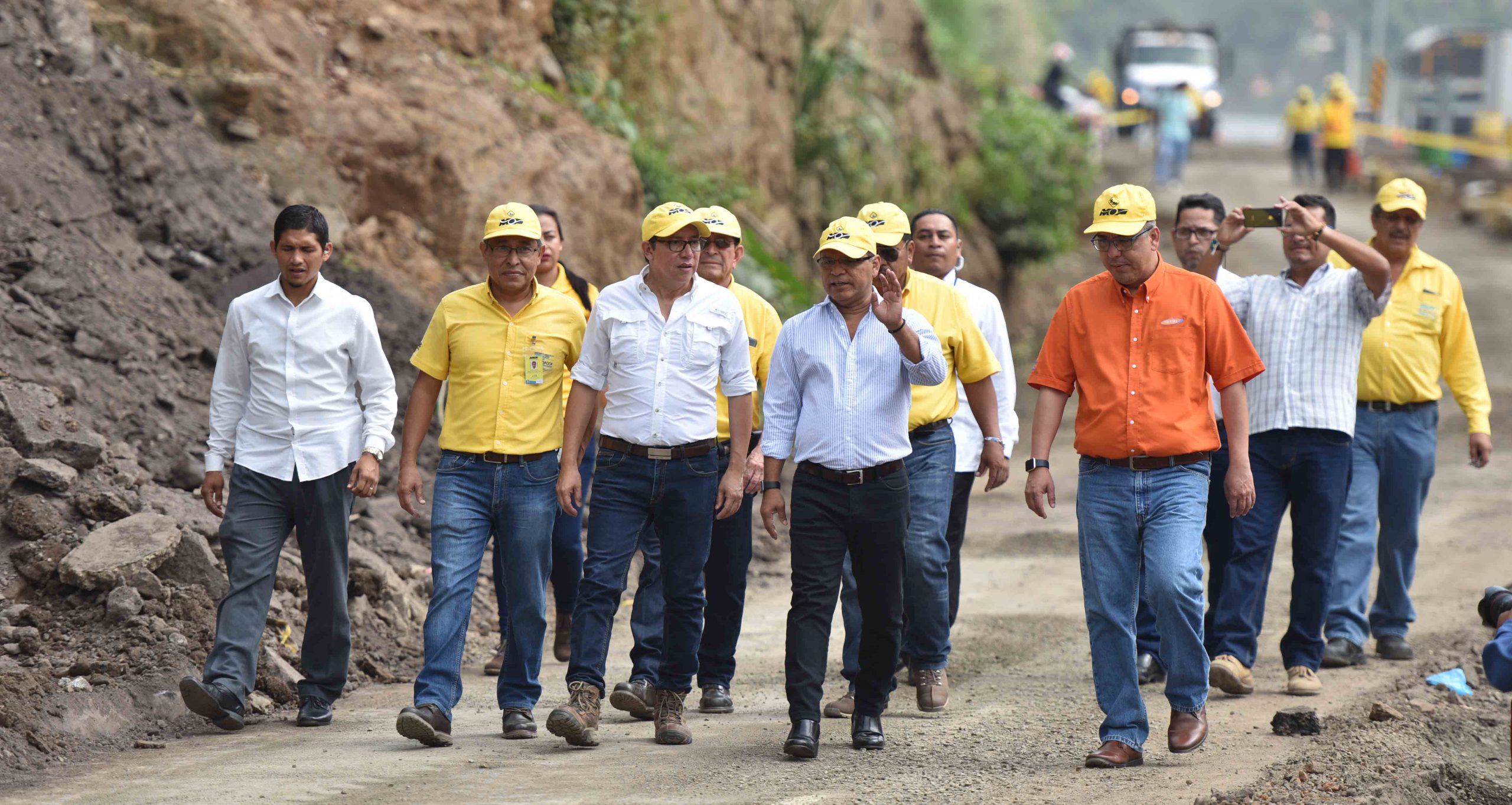 MOP avanza en trabajos de ampliación nueva autopista al Puerto de La Libertad