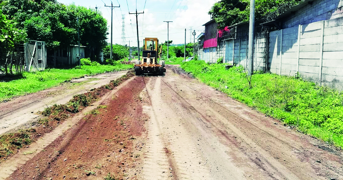 MOP pavimenta acceso a Centro de Emergencias de Protección Civil en Nejapa, San Salvador