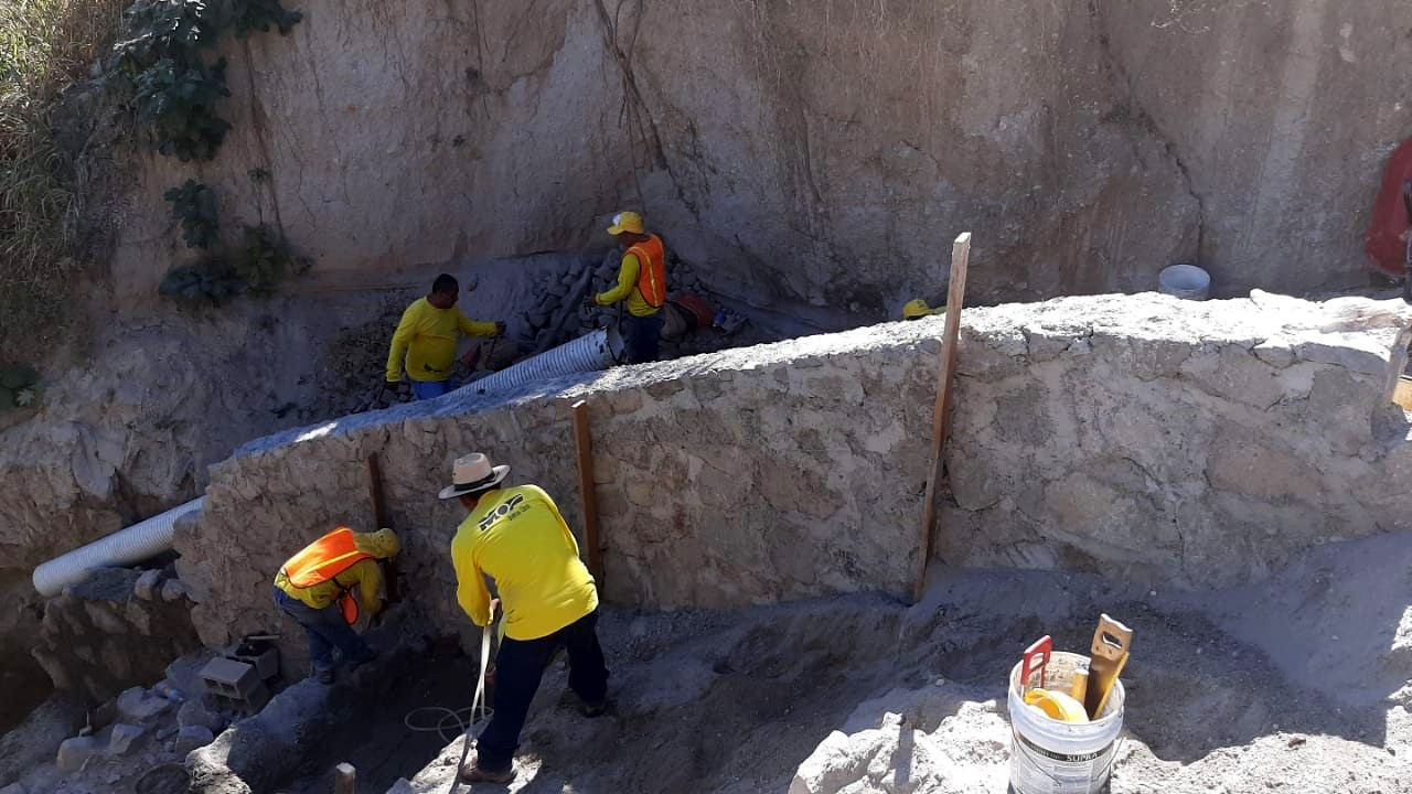 Avanzamos en la construcción de obras de protección por cárcava en Colonia Santa Rita 6, Cuscatancingo
