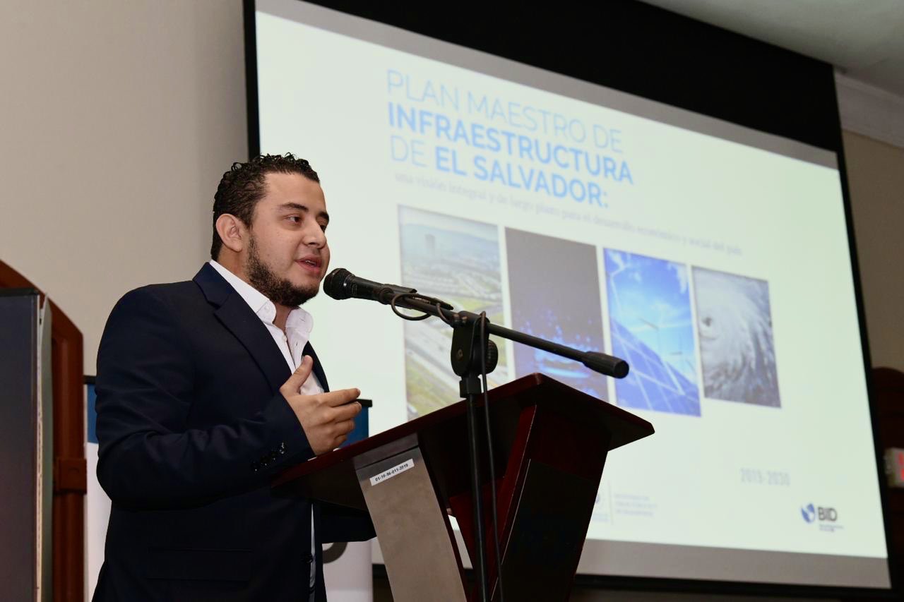 MOP recibe de BID Plan Maestro de Infraestructura de El Salvador